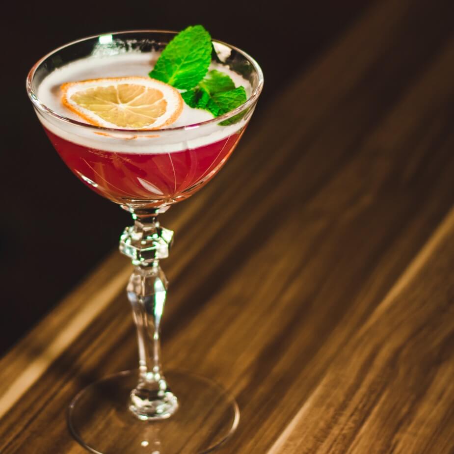 cosmopolitan cocktail